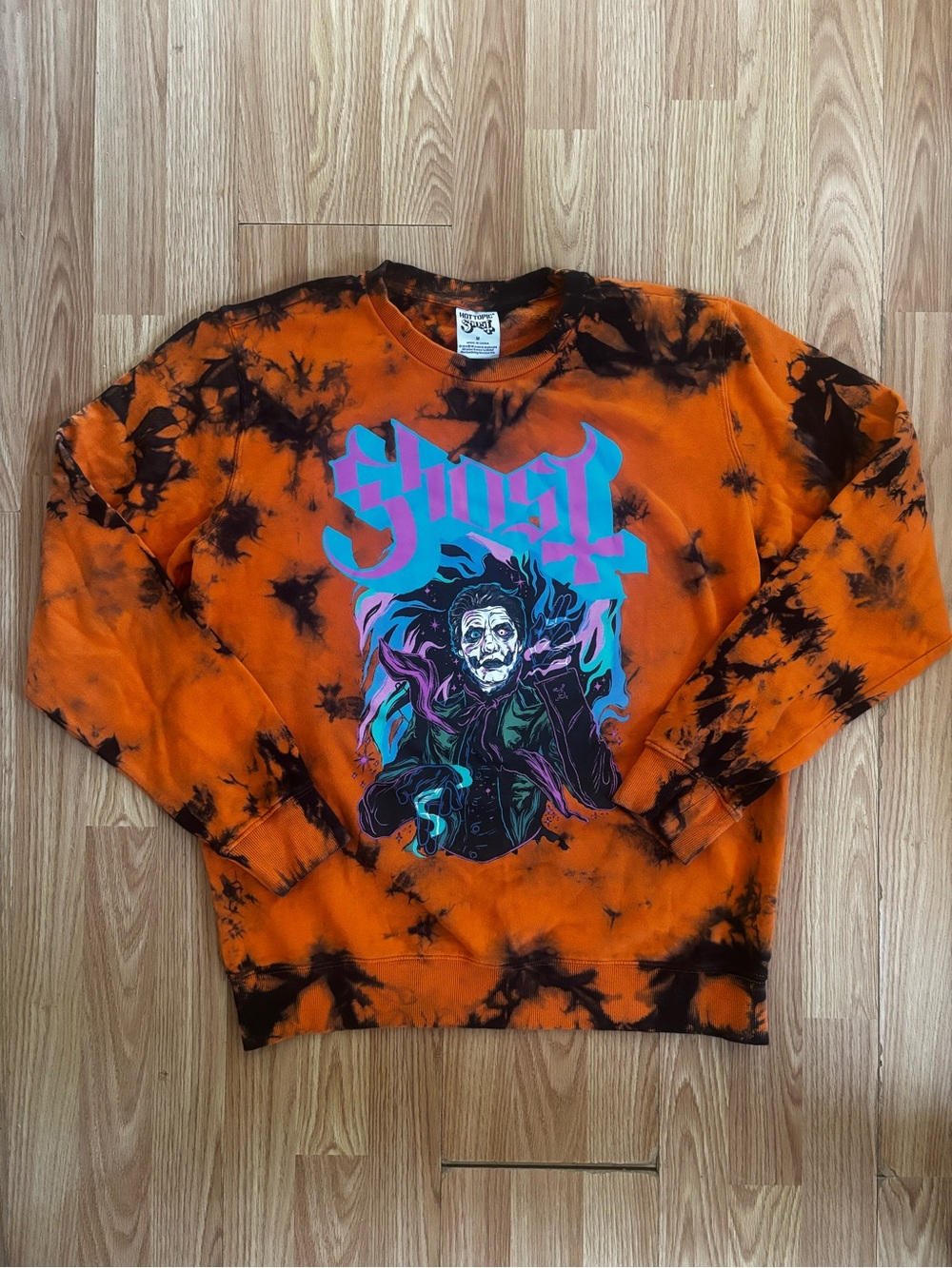 Hot Topic Orange & Black Tie-Dye Ghost Graphic Tee